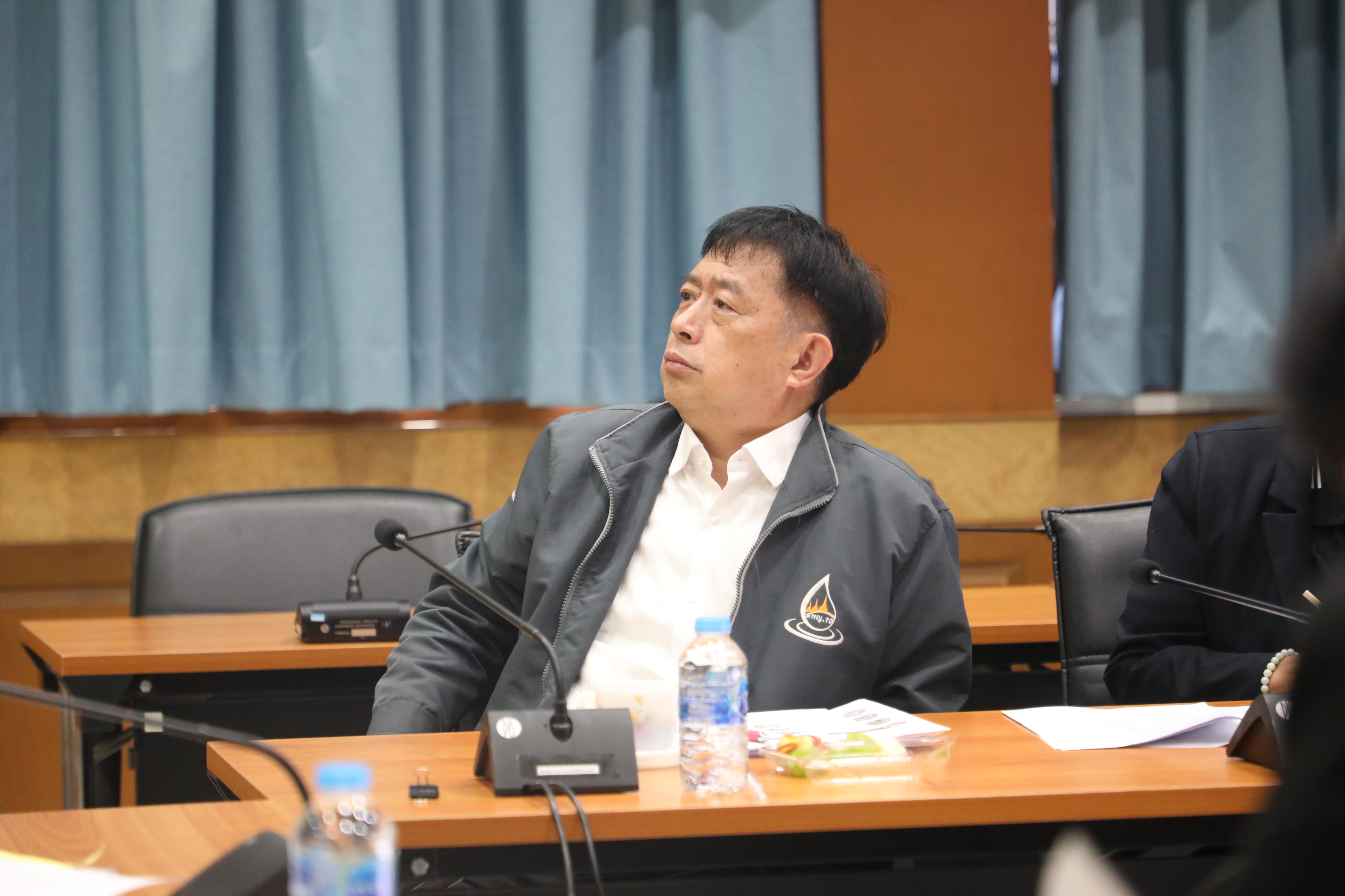 title - ส.ป.ก. ประชุมเรื่องการขออนุญาตใช้ประโยชน์ที่ดินและการเก็บค่าตอบแทนการใช้ประโยชน์ที่ดินในเขตพื้นที่สำนักงานการปฏิรูปที่ดินเพื่อเกษตรกรรมต่อการประกอบกิจการปิโตรเลียม